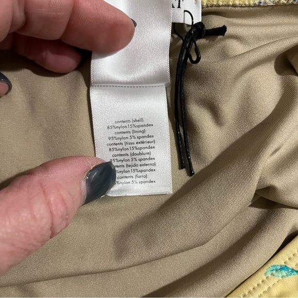 WeWoreWhat High Rise Bikini Bottom Yellow Floral Size Medium Full Coverage - Picture 6 of 7